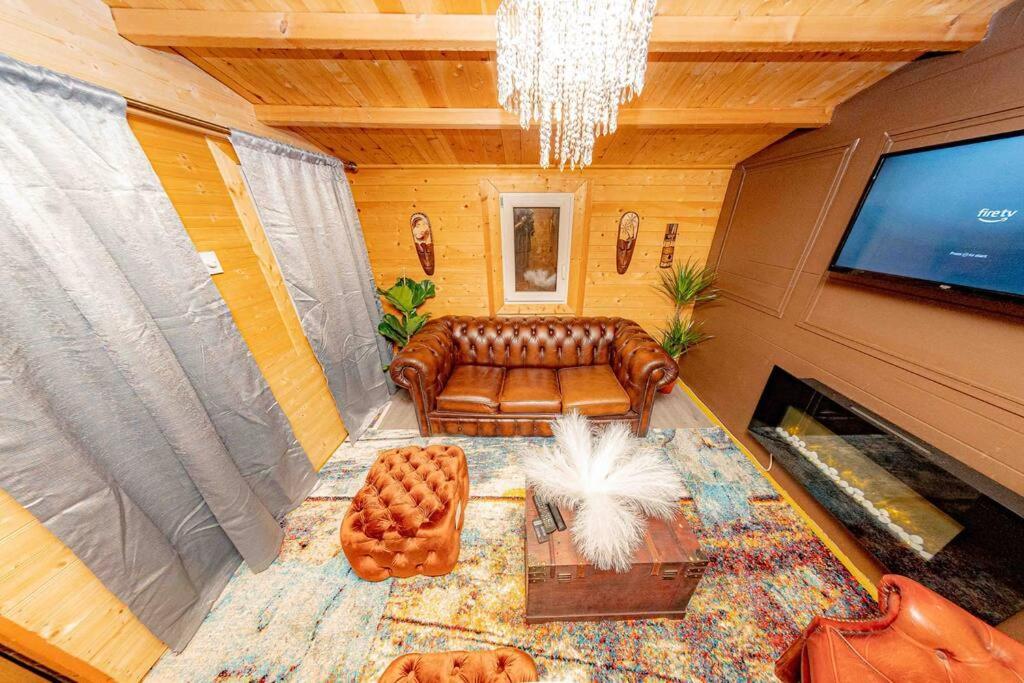 Unique Home W/Garden Hot Tub, Sauna & Cinema Room Londra Exterior foto